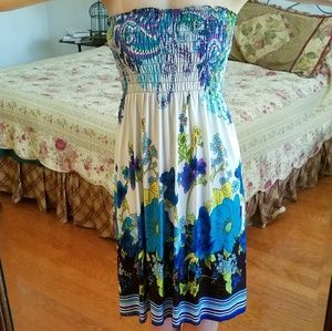 Strapless beachy floral print dress